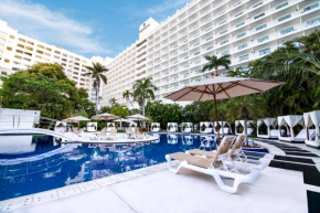 Отель Emporio Acapulco  Акапулько